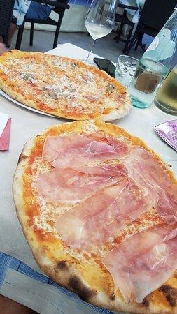 Laide Pizzeria - Restaurant - Bar